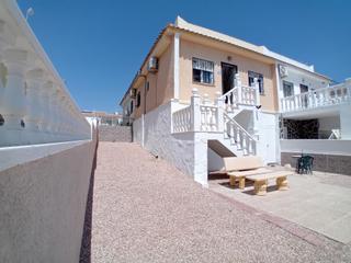 Casa aparellada  Capileira. Fantástica villa de 2 dormitorios con gran potencial en camposol