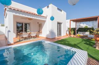 Chalet  Condado de alhama. Villa jana en venta en condado de alhama