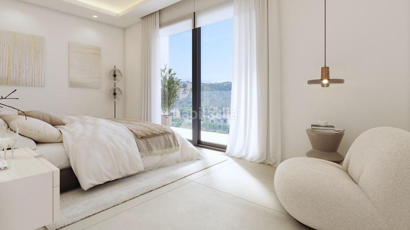 Foto 4f47a9ae-754e-4650-9f85-8f354aff9f4f. Casa pareada villas adosadas con vistas al mar y junto al campo de golf en Estepona
