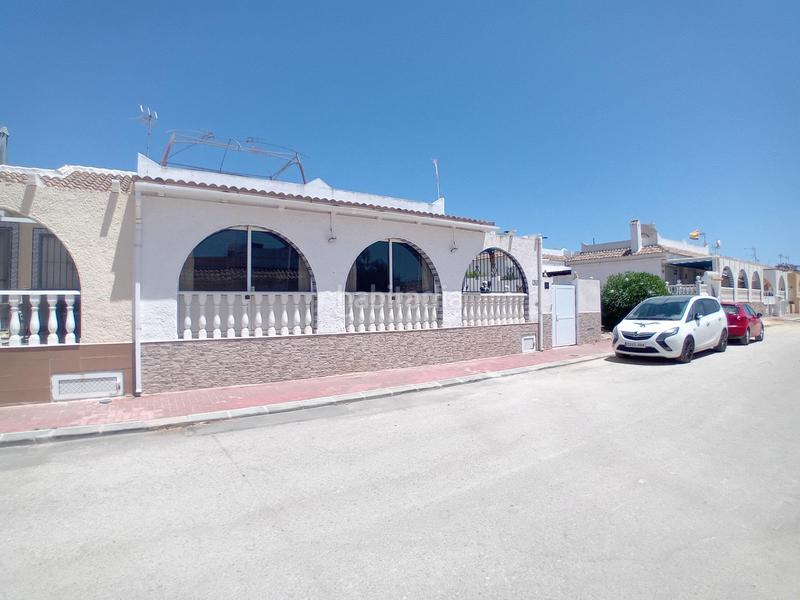 Foto 37a00960-61ea-4216-9289-8aec9c4199d8. Casa aparellada amb calefacció a Mazarrón casco urbano Mazarrón