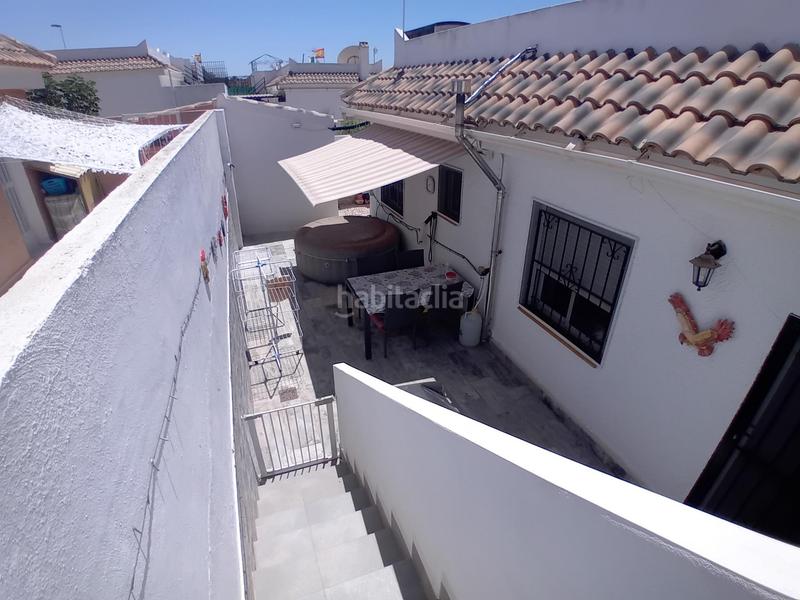 Foto b93bf856-c183-43fa-8668-917f0567eef3. Casa aparellada amb calefacció a Mazarrón casco urbano Mazarrón