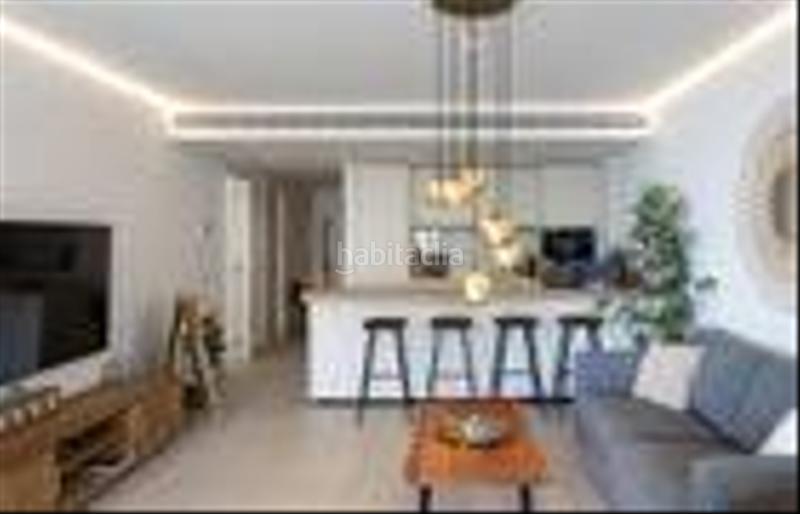 Foto 665b2dc4-afe5-4e00-af0c-117839e23edd. Apartament amb calefacció aparcament piscina a Las Gaviotas - Carvajal Fuengirola