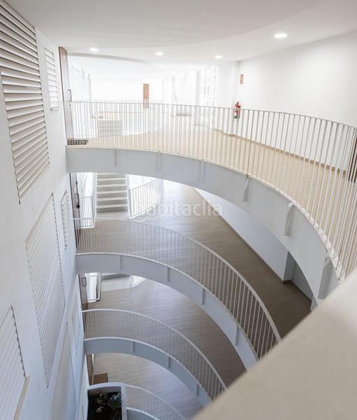 Foto c47c1d8f-0132-4596-82df-fb67bdde509e. Apartament amb calefacció aparcament piscina a Las Gaviotas - Carvajal Fuengirola