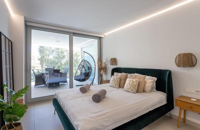 Foto ebc62861-489d-4476-a756-bbc3c032acc8. Apartament amb calefacció aparcament piscina a Las Gaviotas - Carvajal Fuengirola