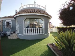 Chalet  Carretera castillo de san juan. Villa de 3 dormitorios y 3 baños con potencial para 6 dormitorio