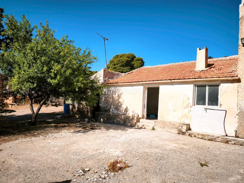 Foto d1f1eef4-a64c-49d8-9e80-a2b414b2364f. Finca rústica a Morata Lorca