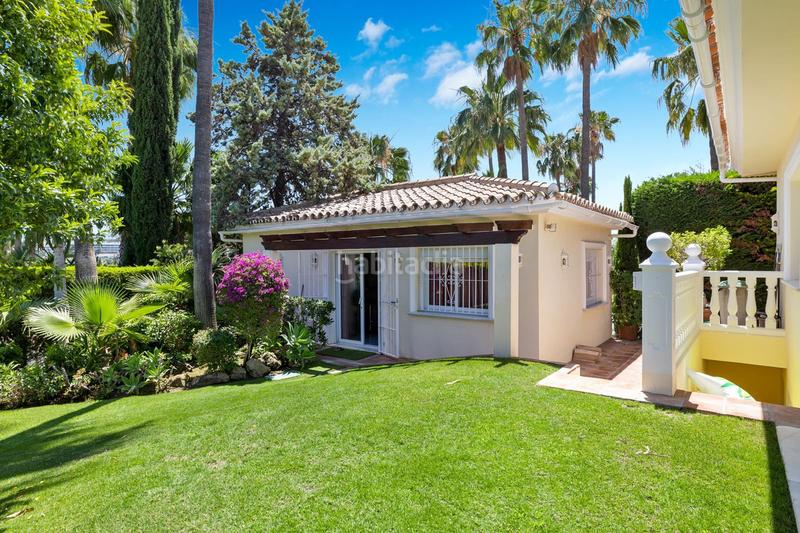 Foto 11ac4464-3054-4593-a30f-6c4c5a508704. Chalet en Los Naranjos Marbella