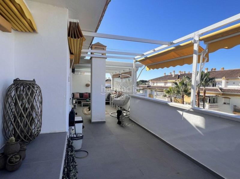 Foto 268e5fab-6f25-41da-b966-47801e81bba4. Attique avec parking piscine dans La Dama de Noche - La Alzambra Marbella
