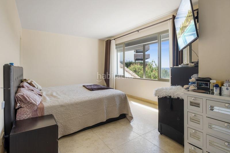 Foto a7a0ba8c-2588-4b80-885d-05aa5492c26e. Zweistöckige wohnung mit parking pool in Los Flamingos Benahavís