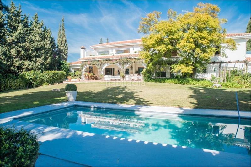 Foto 3465516b-5145-49ba-aa5d-f4b273c68857. Chalet en Calahonda Mijas