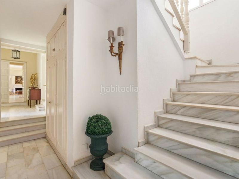 Foto 4467d146-5dba-471e-ac12-72e687bc821f. Chalet con parcheggio piscina in Calahonda Mijas