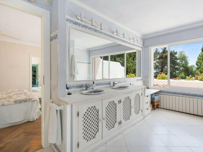 Foto 71797d62-56f7-4548-b8dc-82a00142234b. Chalet con parcheggio piscina in Calahonda Mijas