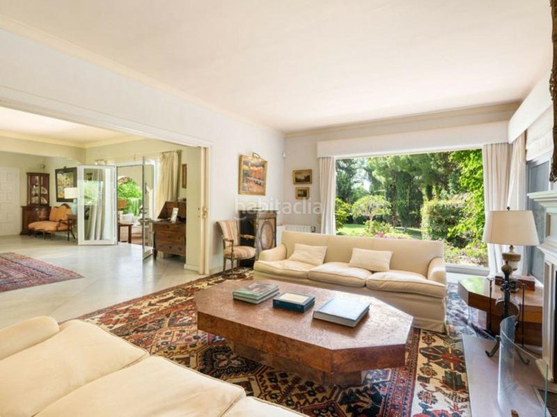 Foto 93f9a59a-1820-4c9b-b51d-8ddc2d67c92a. Chalet con parcheggio piscina in Calahonda Mijas