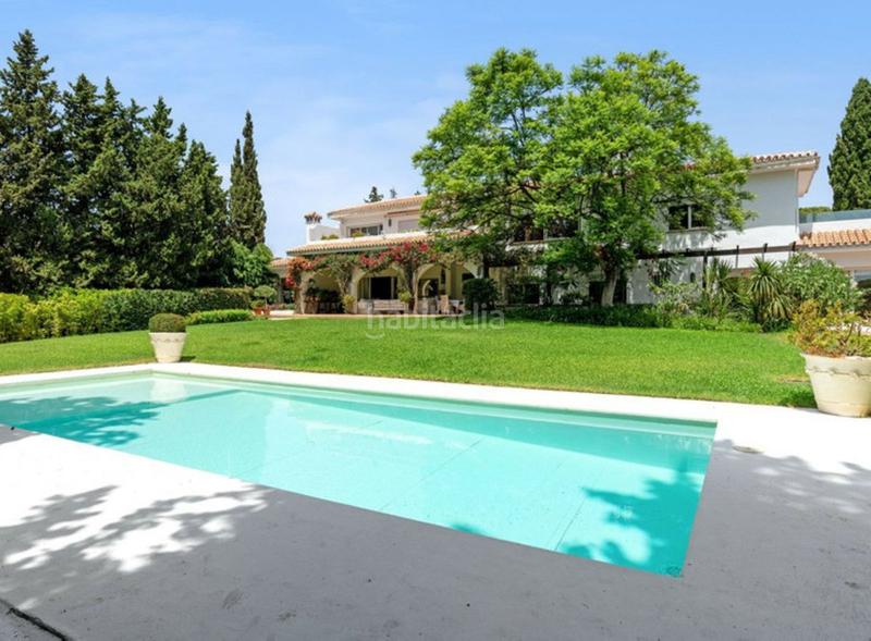 Foto c103d894-16dd-44d6-b687-3fe6272fadd6. Chalet con parcheggio piscina in Calahonda Mijas