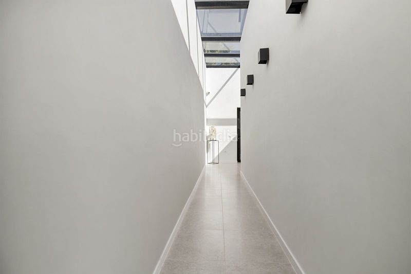 Foto 23cd0b0b-49cb-4470-92b0-9c9ff91289d6. Xalet amb aparcament piscina a La Alquería Benahavís