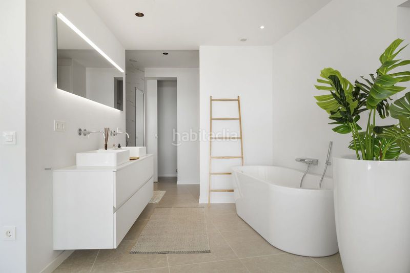 Foto 5354ee81-a87a-4721-a683-171aee355231. Xalet amb aparcament piscina a La Alquería Benahavís