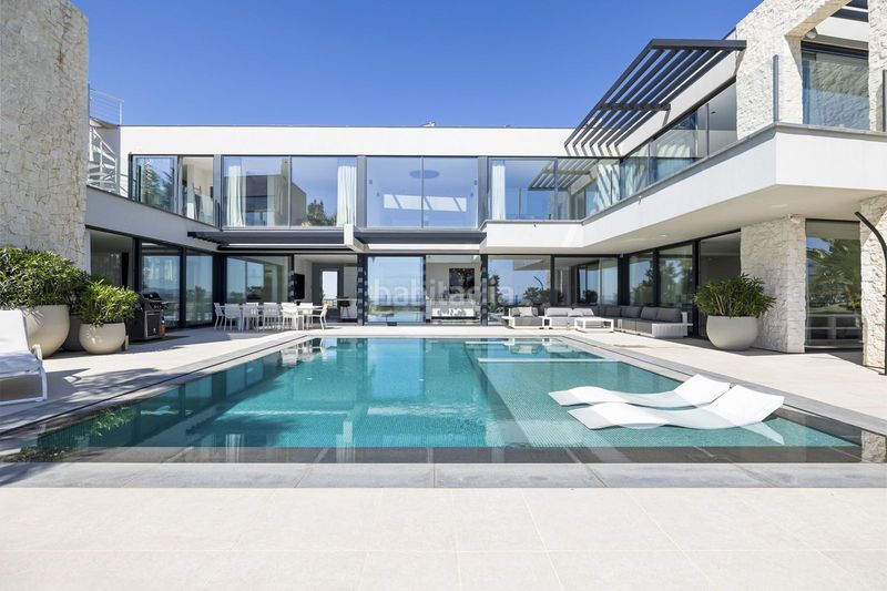 Foto f6df2a12-8cb4-4a0d-a57e-c72d17808958. Xalet amb aparcament piscina a La Alquería Benahavís