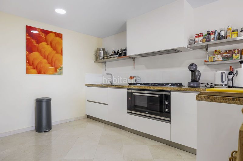 Foto a7905ee7-b137-48c4-9b02-fc37b7fbb85b. Casa adossada a La Quinta Benahavís
