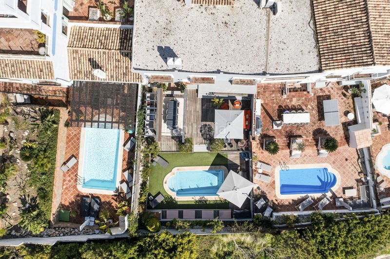 Foto cc648c1a-1843-4ba6-8308-b4df923b9bdf. Casa adossada a La Quinta Benahavís