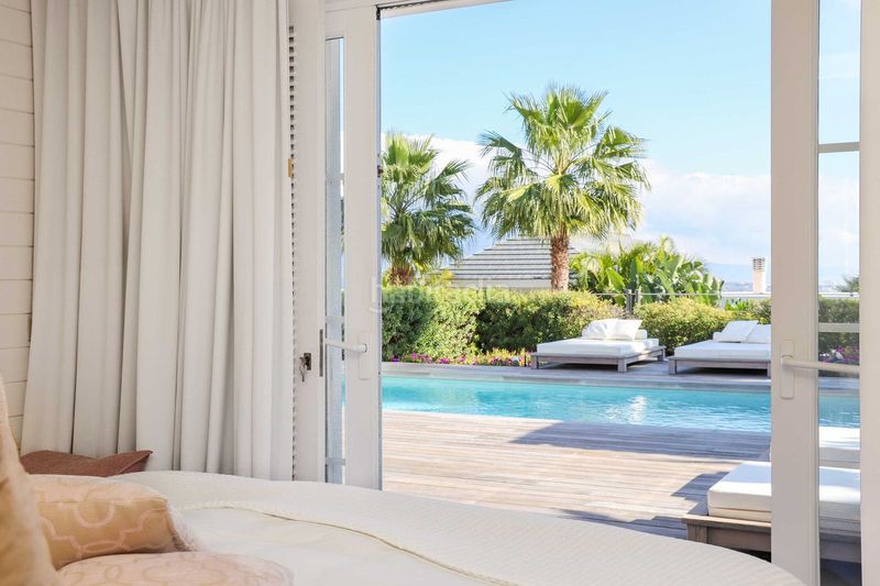 Foto 2e339e5c-8656-4460-81b0-b98e7f4465c7. Xalet amb aparcament piscina a La Alquería Benahavís