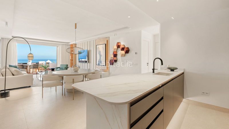 Foto f7989150-819e-4088-b745-84eba5bff6ae. Dúplex amb aparcament a El Velerín Estepona