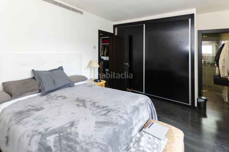 Foto 7ff89347-403b-4e19-8f85-bdd1d5e03161. Àtic amb aparcament piscina a Puerto Banús Marbella