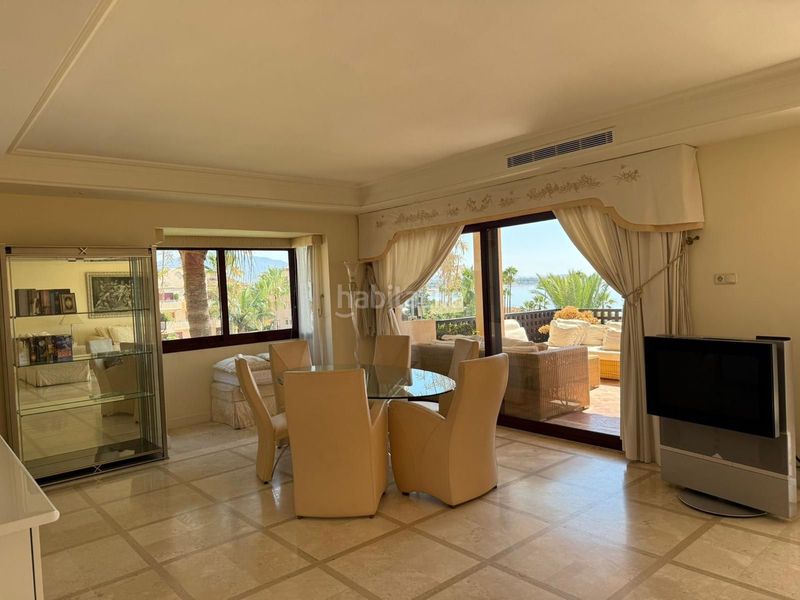 Foto 49d4d9bc-ad82-48c3-b62e-53a5fc8ff907. Location duplex avec parking piscine dans Villacana - Costalita - Saladillo Estepona