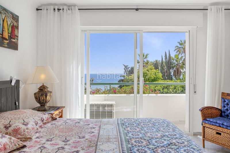 Foto 5d1dfdc1-d2c0-45f6-9e55-3e730bd1c7fd. Casa adossada amb piscina a Guadalobón Estepona