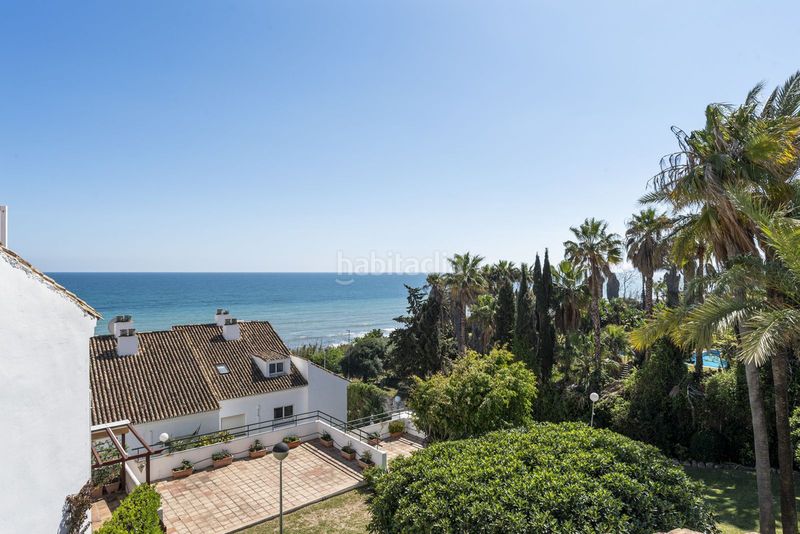 Foto bc1b418f-ef89-45bb-a10c-ffbd052ce470. Casa adossada amb piscina a Guadalobón Estepona