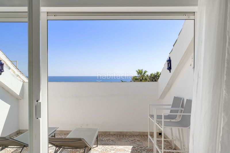 Foto c87965ca-553d-459a-a054-3368cbce5150. Casa adossada amb piscina a Guadalobón Estepona