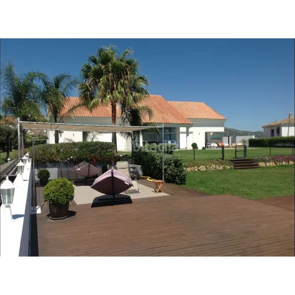 Foto e1aeeb4d-66a4-4a84-84ab-60d837078d47. Chalet con parcheggio piscina in Manilva pueblo Manilva