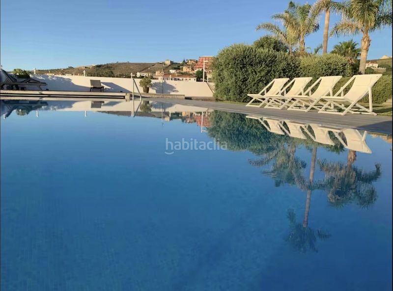 Foto ed186578-e6b0-4b62-bfc2-de3426e44a0d. Chalet con parcheggio piscina in Manilva pueblo Manilva