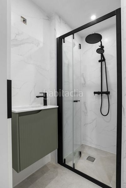 Foto 3e0399d8-b8d6-4fcc-97eb-0294ff327686. Planta baja en Nueva Andalucía centro Marbella