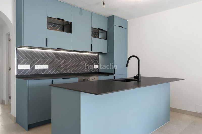 Foto d4b1d467-173f-4976-b3a7-941002864b78. Planta baja en Nueva Andalucía centro Marbella