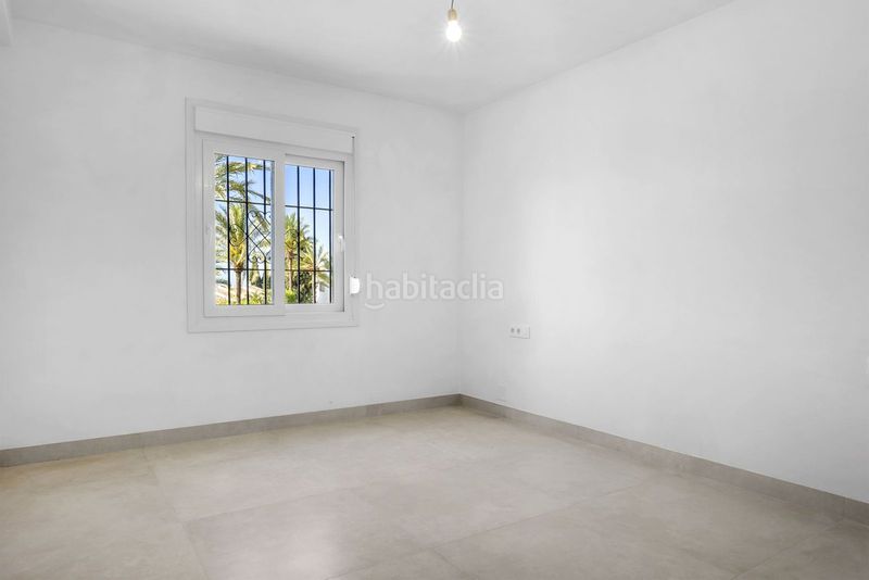 Foto e6a9b46c-c540-4cb3-824d-fb82e9eb5cb5. Planta baja en Nueva Andalucía centro Marbella