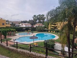 Rent Ground floor in Guadalmina Alta