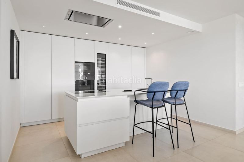 Foto a07145f1-d303-45fc-9e46-b5ad4a941071. Apartment with parking pool in Puerto Banús Marbella