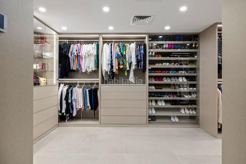 Foto cd8fae01-b9ac-4f65-b85f-6360f7914515. Appartement mit parking pool in Puerto Banús Marbella