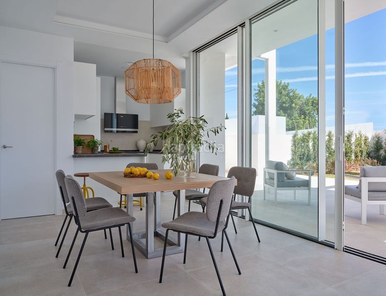 Foto a472ef76-1bd2-4ae8-b4b9-cf6a429c0ecf. Chalet en Valdeolletas - Las Cancelas - Xarblanca Marbella