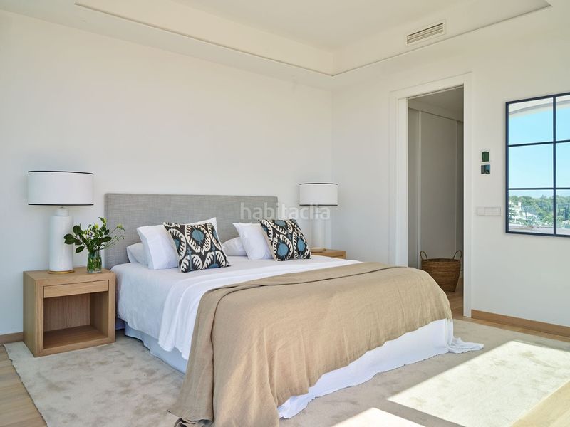 Foto c9d0444e-ac5a-4c58-8f95-ddd10dc29b8d. Chalet en Valdeolletas - Las Cancelas - Xarblanca Marbella