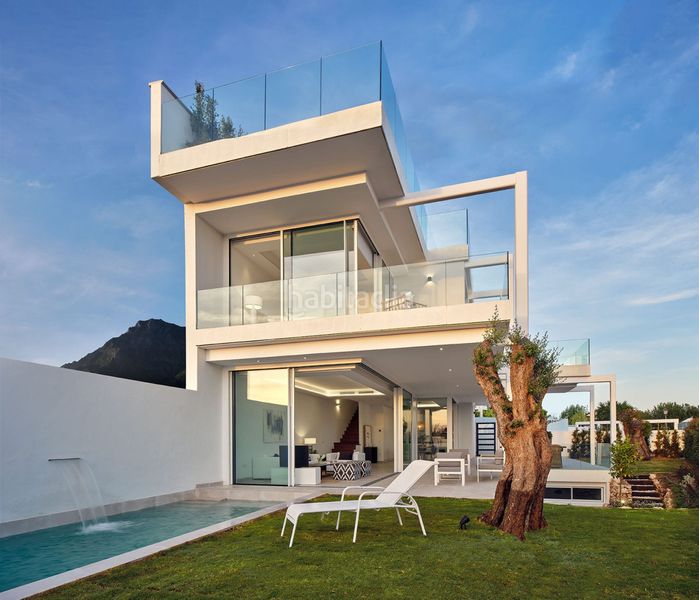 Foto f7b94fc3-5a68-48e0-9a32-0eb864dd6151. Chalet en Valdeolletas - Las Cancelas - Xarblanca Marbella