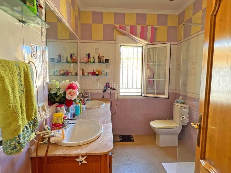 Foto e040b5d2-8a54-4c5a-b4d2-dff8c615cd28. Chalet avec parking piscine dans Las Chapas - Alicate Playa Marbella