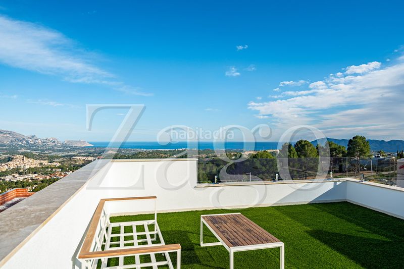 Foto 35db5e6c-7971-4d97-bc3b-1ab2fd950238. Casa amb aparcament a balcón de ponoig - Polop paradis - Polop hills Polop