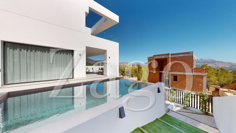 Foto 7d8e4ee7-0baf-4755-b1b6-c4bf8174cd03. Casa amb aparcament a balcón de ponoig - Polop paradis - Polop hills Polop