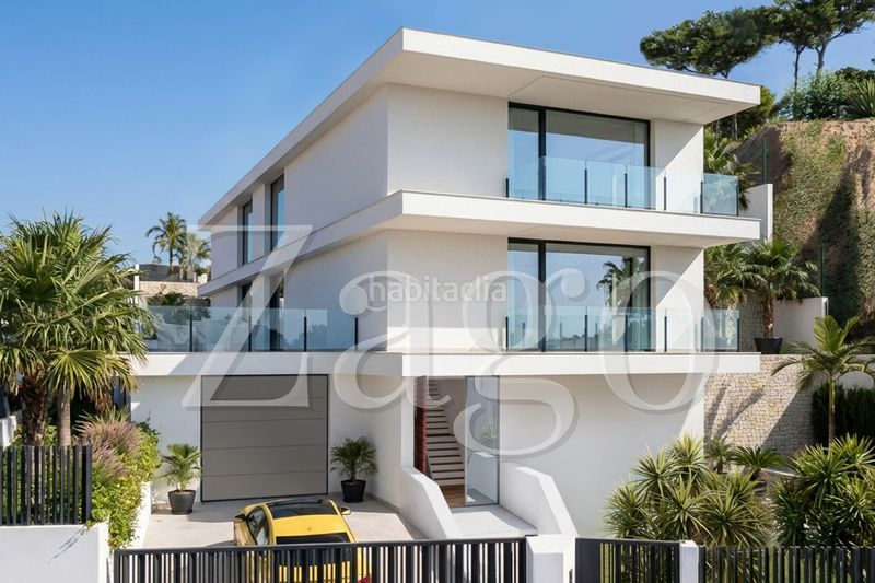 Foto 9be82dbc-a922-4f57-a95a-8fc043d68f20. Casa amb aparcament a Sierra Helada Benidorm