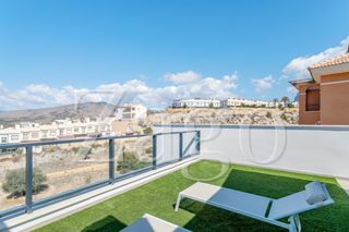 Casa a schiera in Balcón de Finestrat-Terra Marina