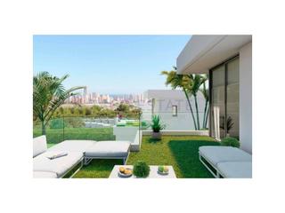 Casa in Calle atenas 8. Venta de villa con gran parcela