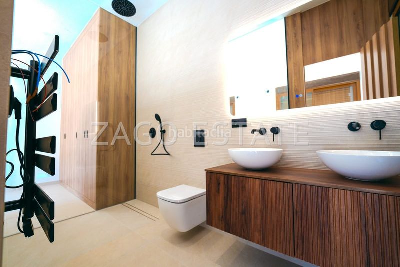 Foto d00ec05b-9f30-4f7d-99da-dd9e9778d37a. Casa amb aparcament a Benejúzar