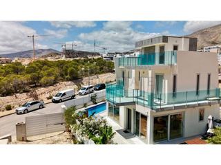 Maison à Calle brasil de 5. Villa de lujo en venta en finestrat
