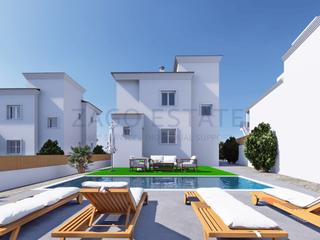 Chalet en Avenida alicante 20. Venta villas remodeladas en castalla